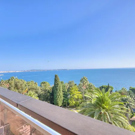 La Mirandole Sea View - Happy